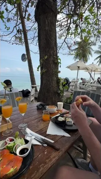 Нажми и смотри