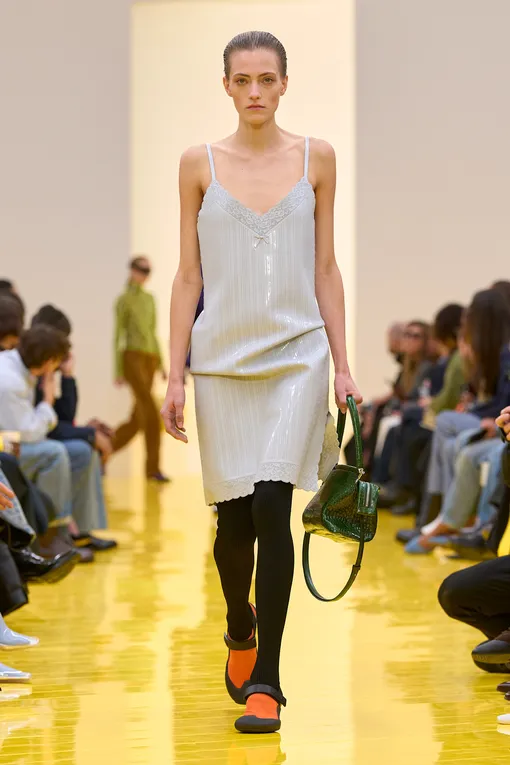 Loewe осень-зима 2026-2027 Loewe осень-зима 2026-2027