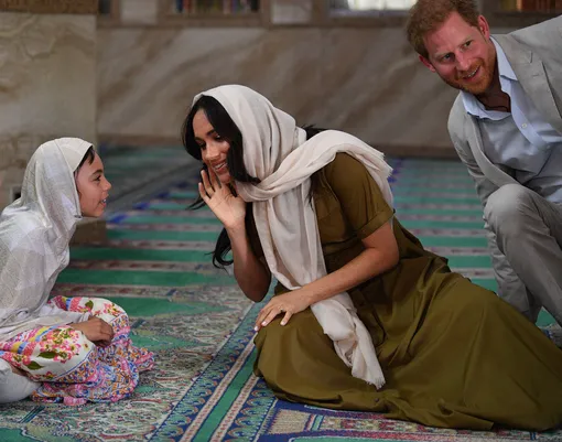 Звездная пара посетила религиозную службу