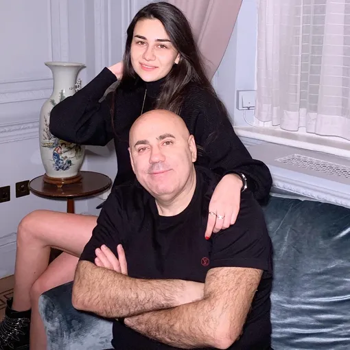 Иосиф Пригожин с дочерью от Лейлы Фаттаховой Иосиф Пригожин с дочерью от Лейлы Фаттаховой