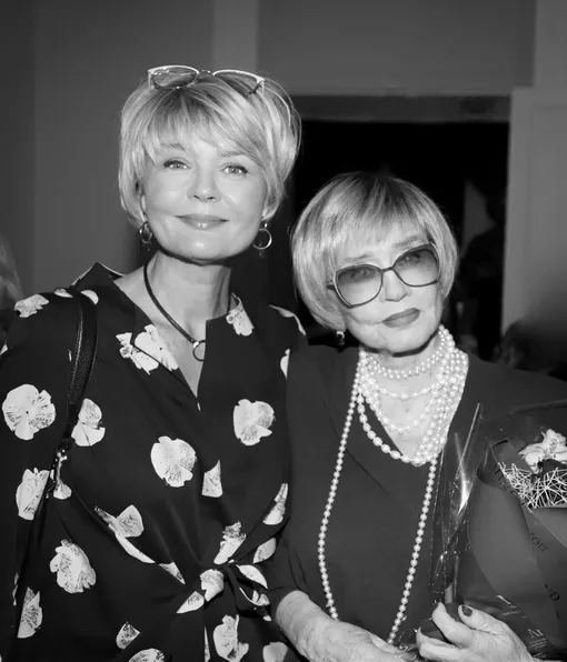 Юлия Меньшова обратилась к Вере Алентовой