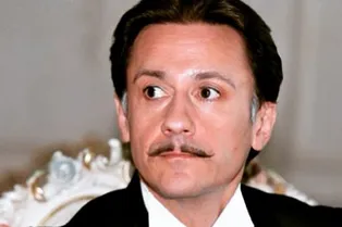 Британский телеканал снимет сериал про Эраста Фандорина Британский телеканал снимет сериал про Эраста Фандорина