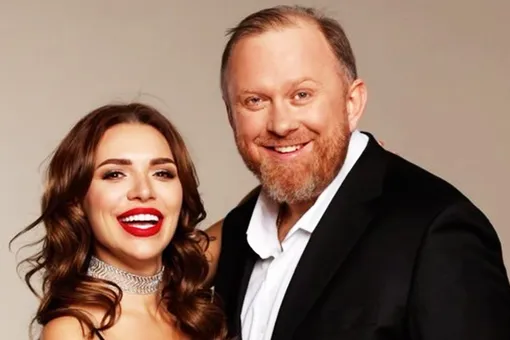 «Неистово худею!»: жена Константина Ивлева призналась, что набрала 11 кг от стресса после разрыва с мужем «Неистово худею!»: жена Константина Ивлева призналась, что набрала 11 кг от стресса после разрыва с мужем