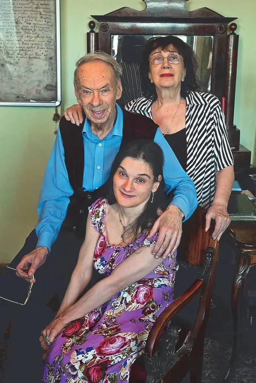 Супруги Алексей Баталов, Гитана Леонтенко и их дочь Мария