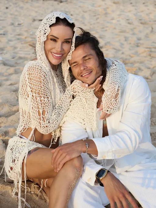 Айза вышла замуж за Степана Кузьменко