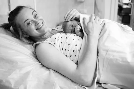«Я родила Вареньку»: балерина и фотограф Дарьян Волкова стала мамой «Я родила Вареньку»: балерина и фотограф Дарьян Волкова стала мамой