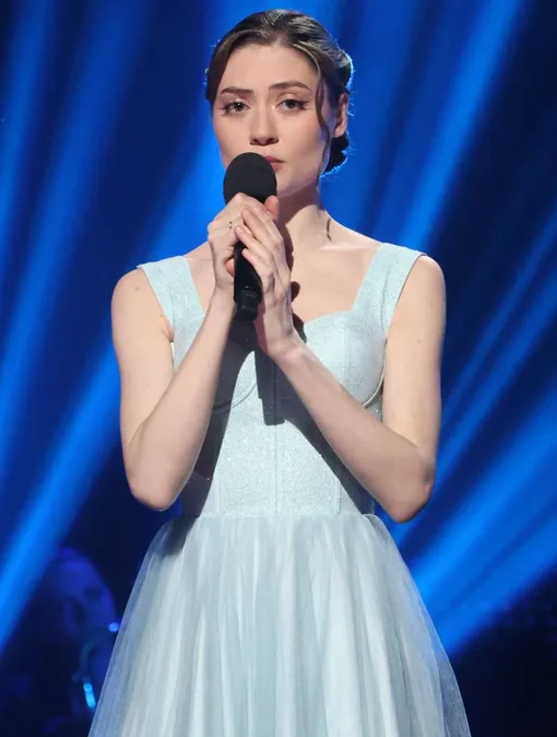 Эльмира Караханова в финале шоу «Голос»