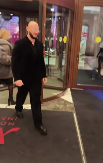 Нажми и смотри