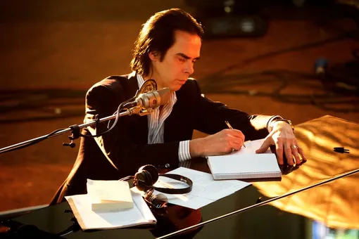 Легендарные Nick Cave & The Bad Seeds дадут два концерта в России. Легендарные Nick Cave & The Bad Seeds дадут два концерта в России.