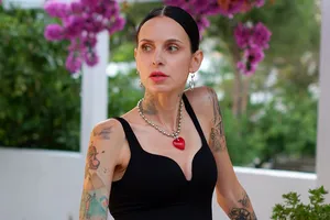 «Крысы пишут, что это всё пиар»: Лина Джебисашвили призналась, как познакомилась с новым бойфрендом после отмены свадьбы «Крысы пишут, что это всё пиар»: Лина Джебисашвили призналась, как познакомилась с новым бойфрендом после отмены свадьбы
