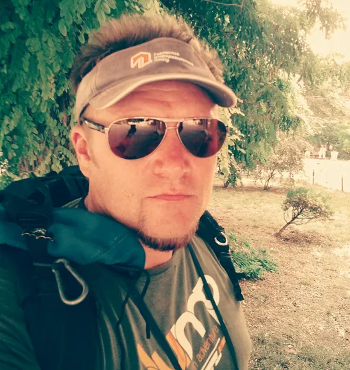 Бывший муж Натальи Немеляйнен, режиссер монтажа Александр Зуев Бывший муж Натальи Немеляйнен, режиссер монтажа Александр Зуев