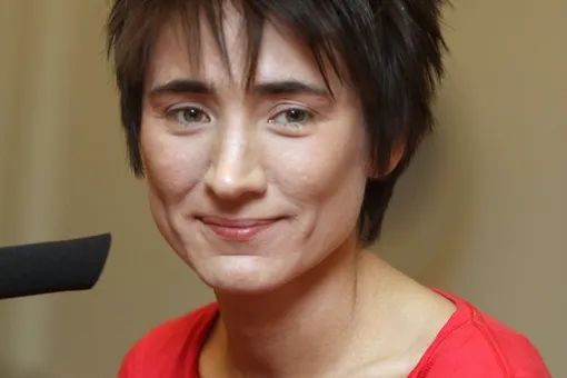 Земфира пообщалась с поклонниками и объяснила, почему оскорбила молодых певиц Земфира пообщалась с поклонниками и объяснила, почему оскорбила молодых певиц