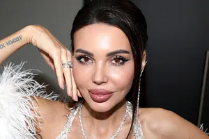 «Зачем ко мне запихался?»: Оксана Самойлова предъявила претензию толкнувшему ее Килиану Мбаппе