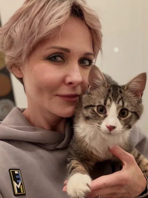 Дарья Повереннова с котом Дарья Повереннова с котом