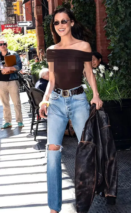 Белла Хадид пребывала в прекрасном настроении Белла Хадид пребывала в прекрасном настроении