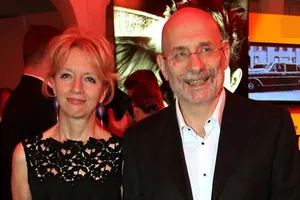 Умерла от тяжелой болезни жена писателя-иноагента Бориса Акунина, редактор всех его книг Эрика Чхартишвили Умерла от тяжелой болезни жена писателя-иноагента Бориса Акунина, редактор всех его книг Эрика Чхартишвили