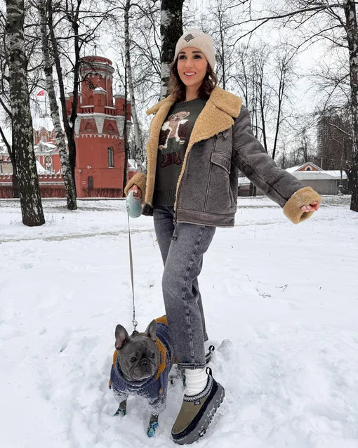 Анфиса Чехова с собакой Картошкой