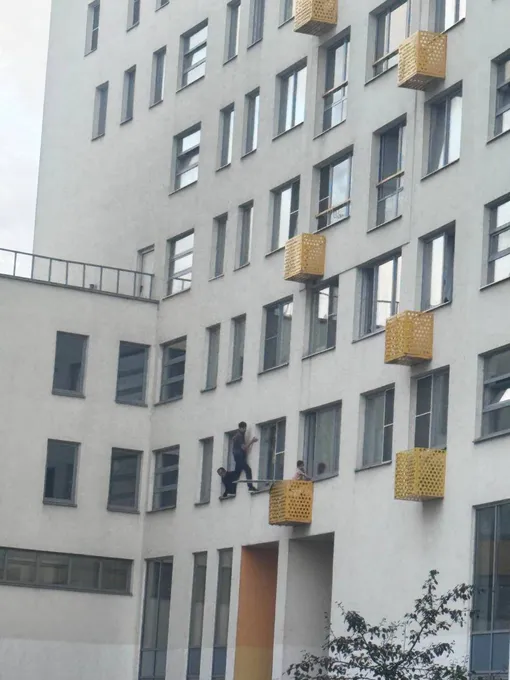 Ребенка спасли Ребенка спасли