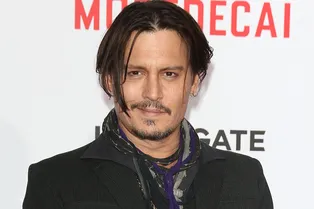 16-летняя дочь Джонни Деппа снялась в клипе рэпера