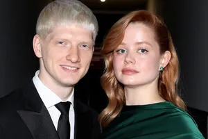 Беременная актриса фильма «Лед» Мила Ершова обнажила округлившийся живот, вызвав бурные эмоции звезд Беременная актриса фильма «Лед» Мила Ершова обнажила округлившийся живот, вызвав бурные эмоции звезд