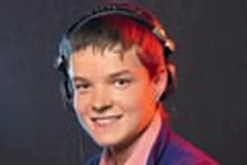 На сцене DJ Sens На сцене DJ Sens