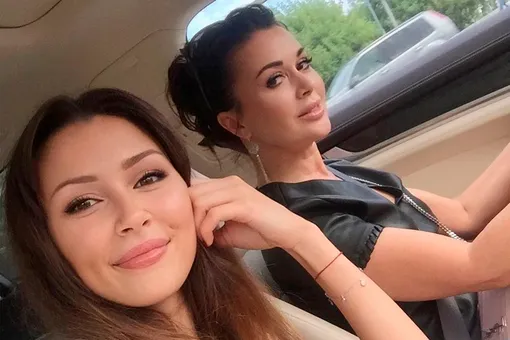 Анна и Анастасия Заворотнюк Анна и Анастасия Заворотнюк