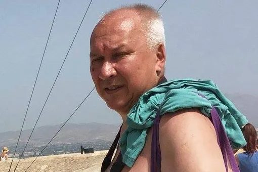 «Внезапно стало плохо после возвращения из аптеки»: подробности смерти актера сериала «Склифосовский» Сергея Бережнова «Внезапно стало плохо после возвращения из аптеки»: подробности смерти актера сериала «Склифосовский» Сергея Бережнова