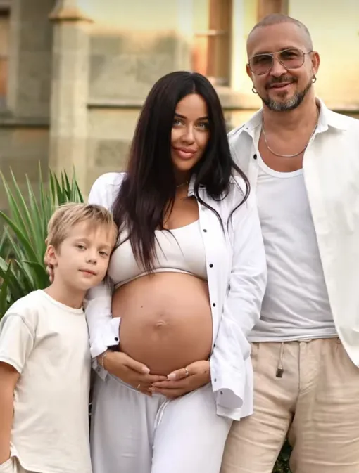 Данко с женой и пасынком Данко с женой и пасынком