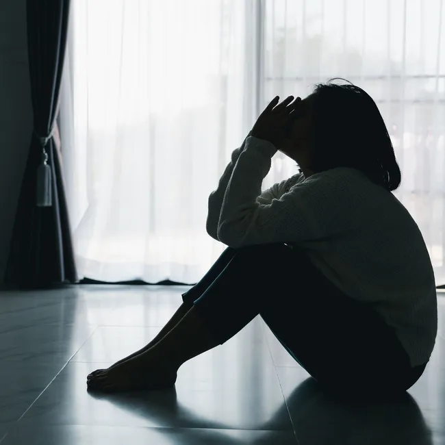 Что делать, если ты чувствуешь себя одинокой: 7 полезных советов