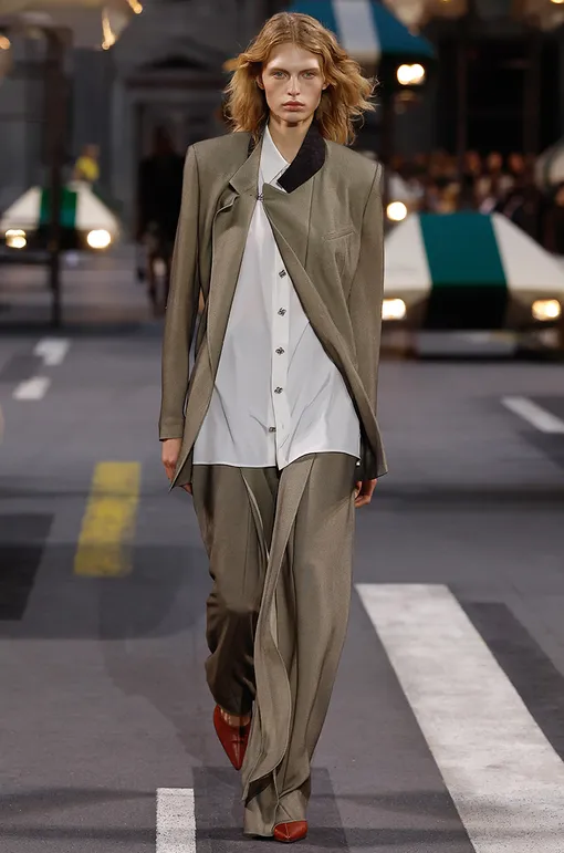 Louis Vuitton, весна-лето 2027 Louis Vuitton, весна-лето 2027