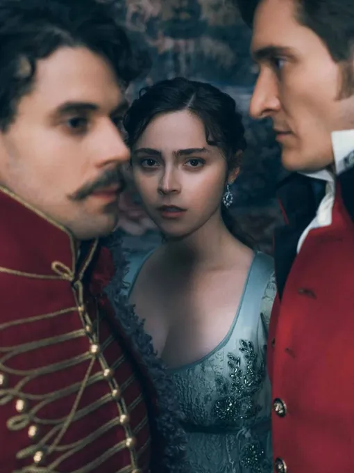 Владислав Ценёв, Милана Бру и Матвей Лыков в сериале «История его служанки» Владислав Ценёв, Милана Бру и Матвей Лыков в сериале «История его служанки»