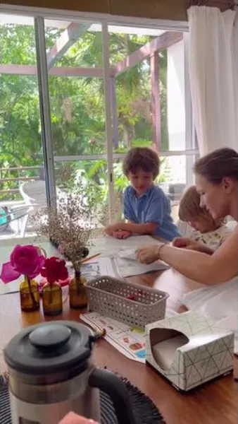 Нажми и смотри