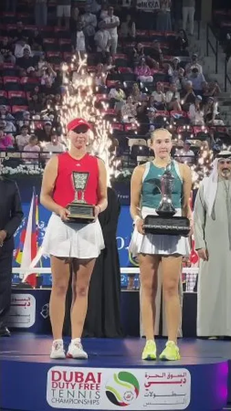 Нажми и смотри