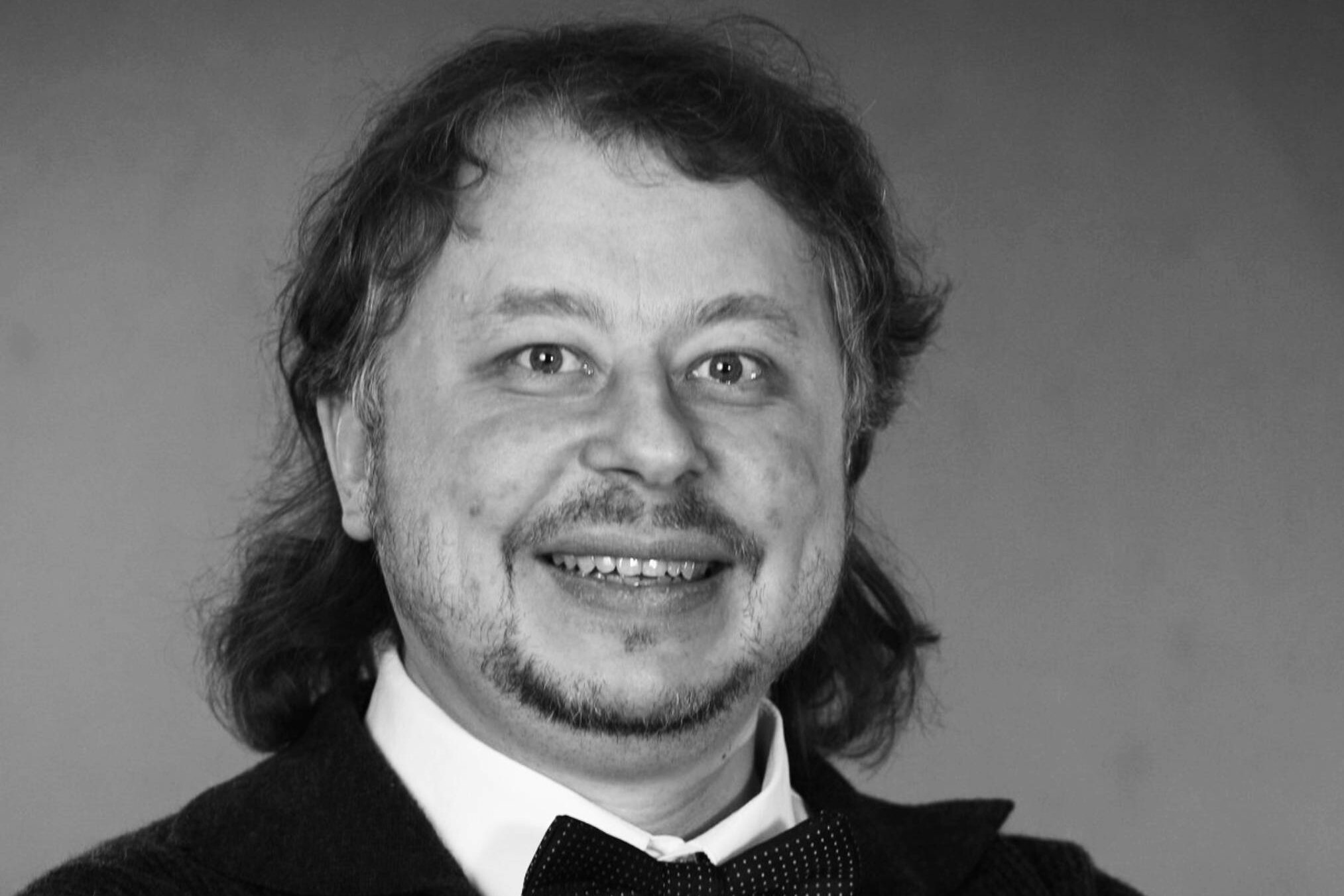Умер в своей квартире 59-летний ведущий телепрограммы «Времечко» Константин Цивилев