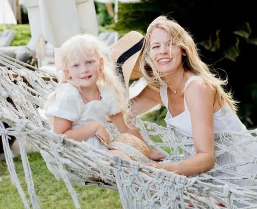 Александра Ребенок с дочерью Верой