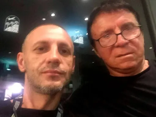 Сергей, родной сын Анатолия Кашпировского, не приехал на похороны отца Сергей, родной сын Анатолия Кашпировского, не приехал на похороны отца