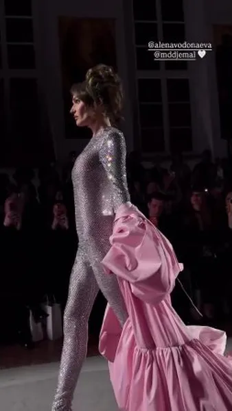 Нажми и смотри