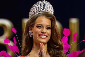 Победительницей конкурса красоты «Мисс БРИКС» стала 21-летняя Валентина Алексеева из России: видео