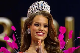 Победительницей конкурса красоты «Мисс БРИКС» стала 21-летняя Валентина Алексеева из России: видео