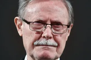 «Потерял сознание и упал»: народного артиста России Юрия Соломина экстренно доставили в больницу «Потерял сознание и упал»: народного артиста России Юрия Соломина экстренно доставили в больницу