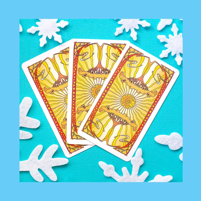 Гадания на Рождество: как гадать на любовь, замужество, прибыль и еще 4 сферы