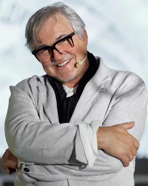 Дмитрий Дибров пожаловался на бывшую жену