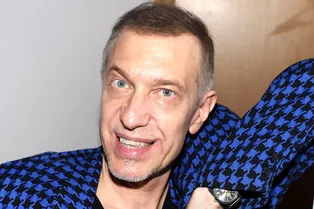 Тело погибшего при падении на лестнице Сергея Соседова отправили из Якутии в Москву Тело погибшего при падении на лестнице Сергея Соседова отправили из Якутии в Москву