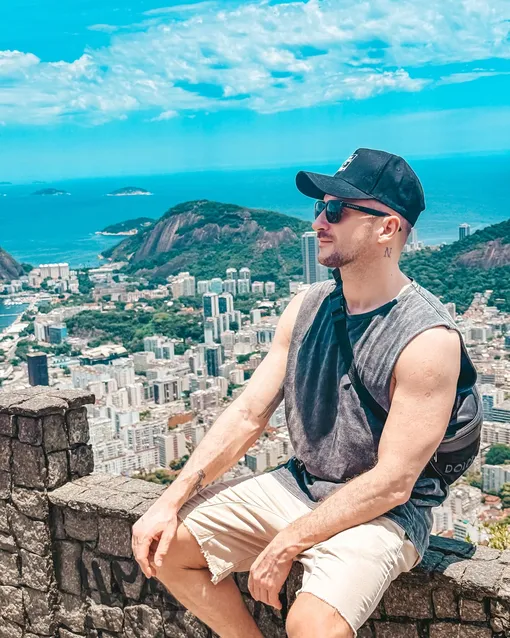 Сергей Лазарев на отдыхе Сергей Лазарев на отдыхе