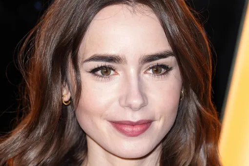 Невероятно худая Лили Коллинз на Неделе моды испугала блогеров Невероятно худая Лили Коллинз на Неделе моды испугала блогеров