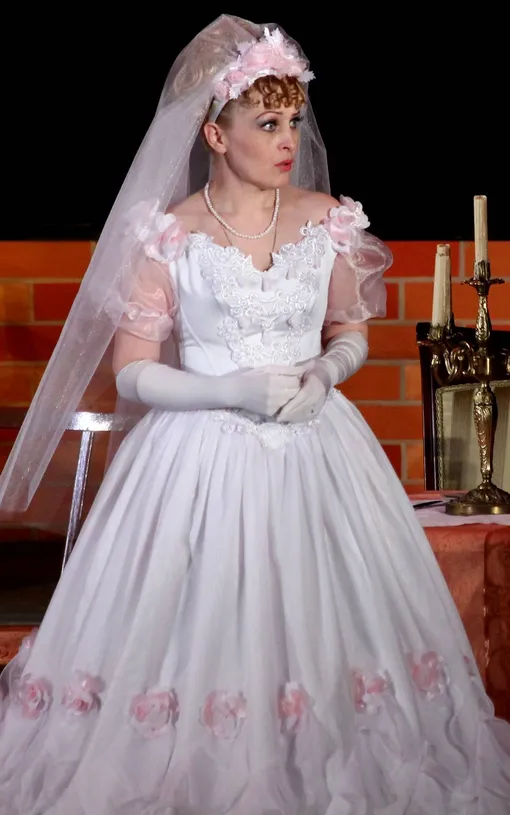 Ольга Малющева на сцене Армавирского театра драмы и комедии