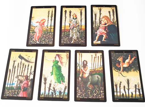 Чтобы получить развернутые ответы, используют специальные расклады — из 5, 7 и более карт таро