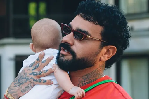 Рэпер Тимати вместе с маленькой дочерью от Валентины Ивановой снялся на жарком курорте