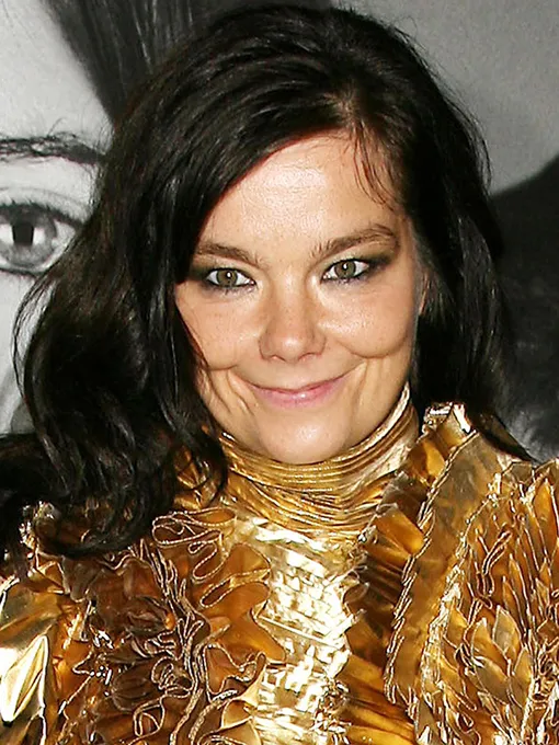 Бьорк не похожа на типичную «голливудскую красотку», но все равно актриса с нестандартной внешностью выглядит завораживающе актрисы с нестандартной внешностью