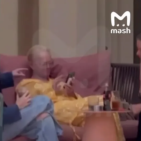 Нажми и смотри